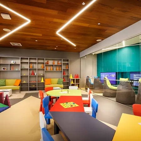 Valamar Padova Hotell 4*