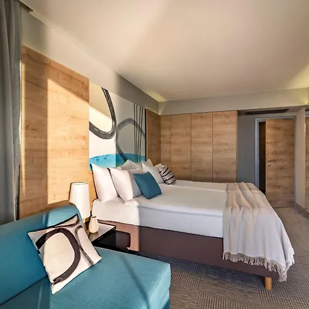 Отель Valamar Padova